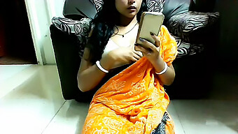 Indian Beauty Jule Lovely Pleasures Herself In Homemade Video