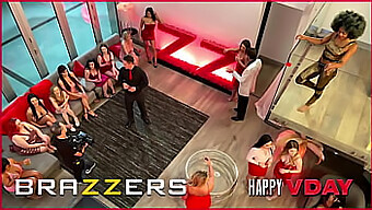 Two Fortunate Guys Engage In A Steamy Orgy With Bunny Colby, Keira Croft, Scarlit Scandal, And Aubree Valentine - Brazzers