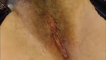 Amateur Webcam Closeup Of Hairy Blonde'S Pussy