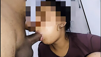 A Sri Lankan Teenage Girl Gives A Deepthroat Blowjob And Swallows Jizz