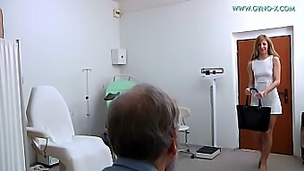 Barbra Visits Her Gynecologist For A Checkup And Orgasm