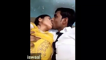 Passionate Encounter Between An Indian Bhabi And Her Lover In A Car