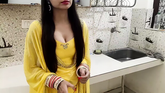 Indian teen wife satisfies her desires with her ex-boyfriend in a steamy CFNM encounter