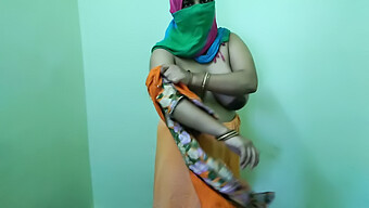 Hermanastra Joven Cabalga En Saree