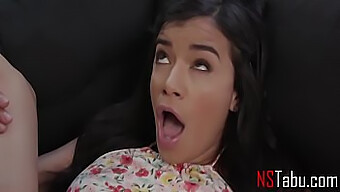 زوج أم سافانا سيكس يساعدها على الوصول إلى آفاق جديدة